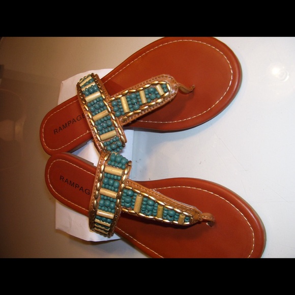 Sandal - Picture 2 of 5